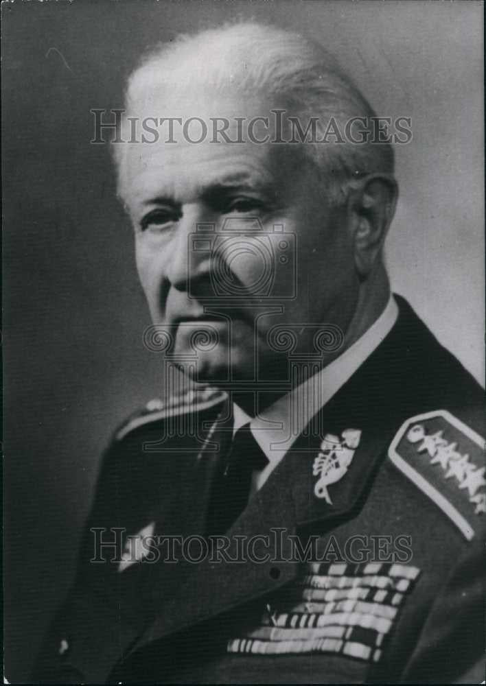 1968 Press Photo General Svoboda political candidate in Czechoslavakia - Historic Images