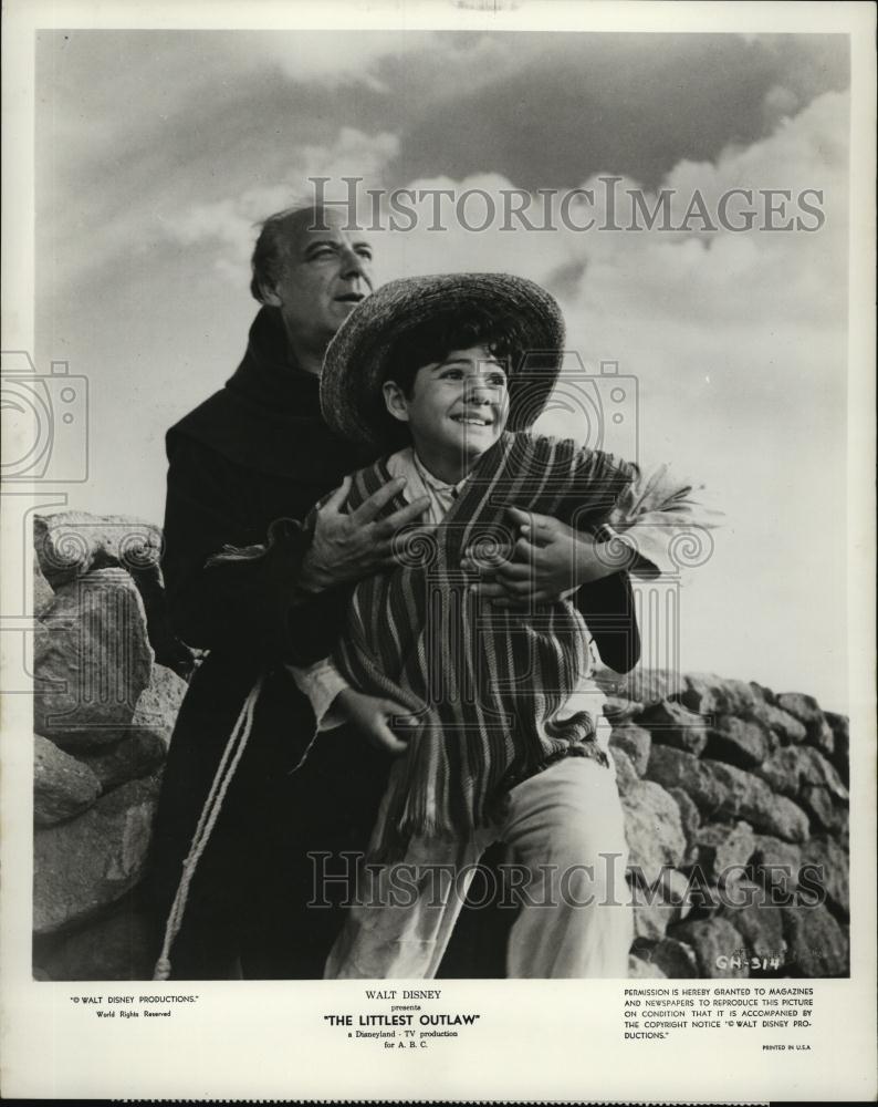 1958 Press Photo Joseph Calleia and Andres Velasquez in Disney's The Littlest Ou - Historic Images