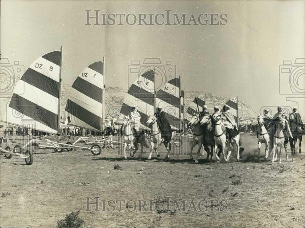 1969 Press Photo Sand yachting races in the Sahara desert in Algeria - Historic Images