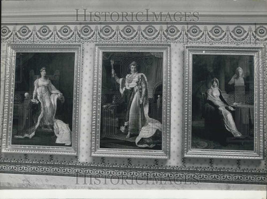 Press Photo Art portraits of Napoleon & others at Verailles museum - Historic Images