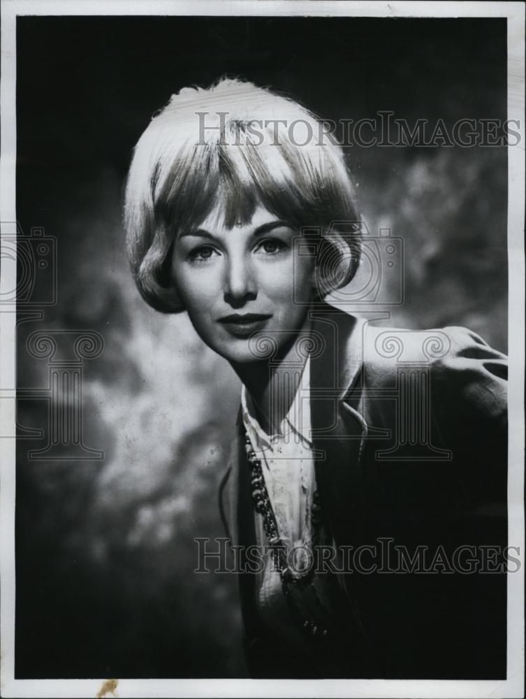 1961 Press Photo Joan Benny stars in &quot;Password&quot; - RSL41693 - Historic Images