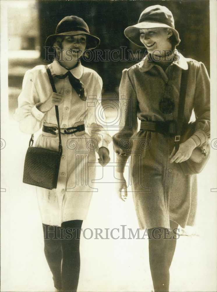 Press Photo French Women in Winter Coats - Historic Images