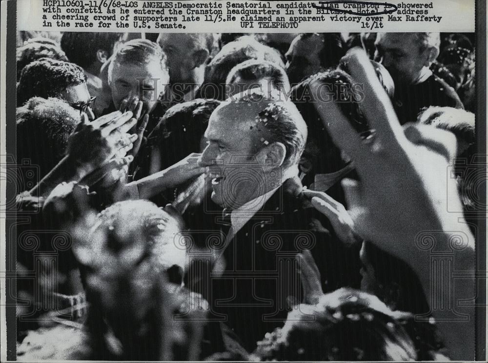 1968 Press Photo Senatorial Candidate Alan Cranston at Cranston Headquarters - Historic Images