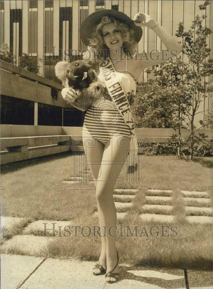 1979 Press Photo "Miss France 1979" is Sylvie Parera in a bathing suit - Historic Images