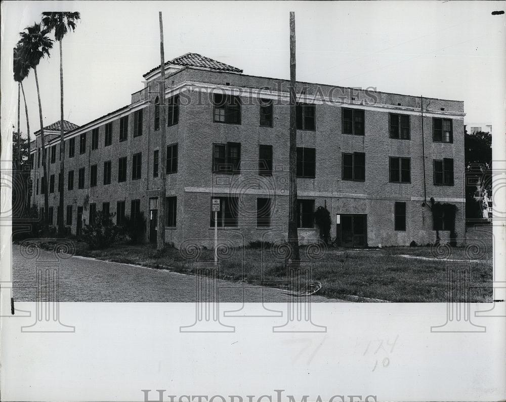 1977 Press Photo Vinoy Park Hotel Annex in rear of Hotel - RSL71495 - Historic Images