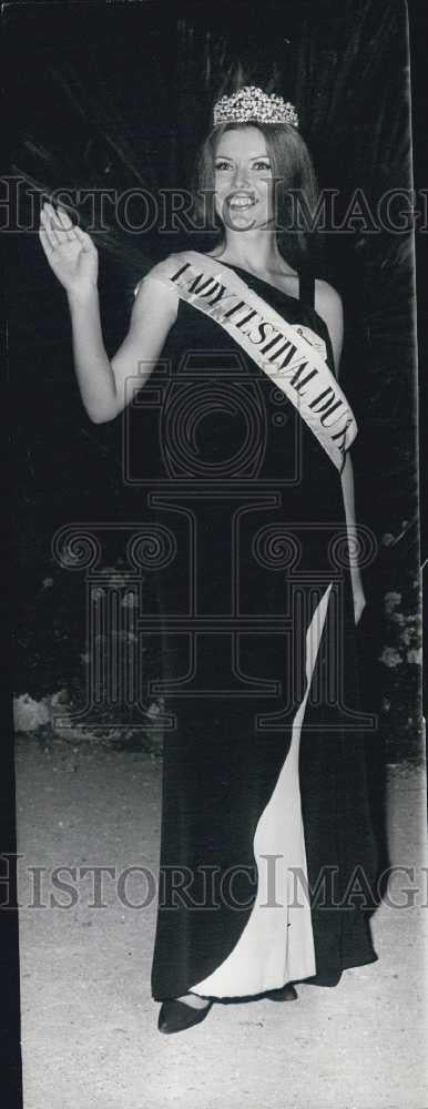 1969 Press Photo Regina Traud wins title "Lady Festival1969" - Historic Images