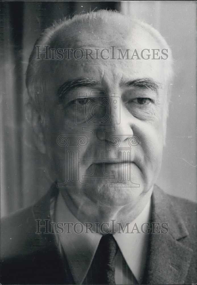 Press Photo Secretary General Herwe-Alphand. - Historic Images