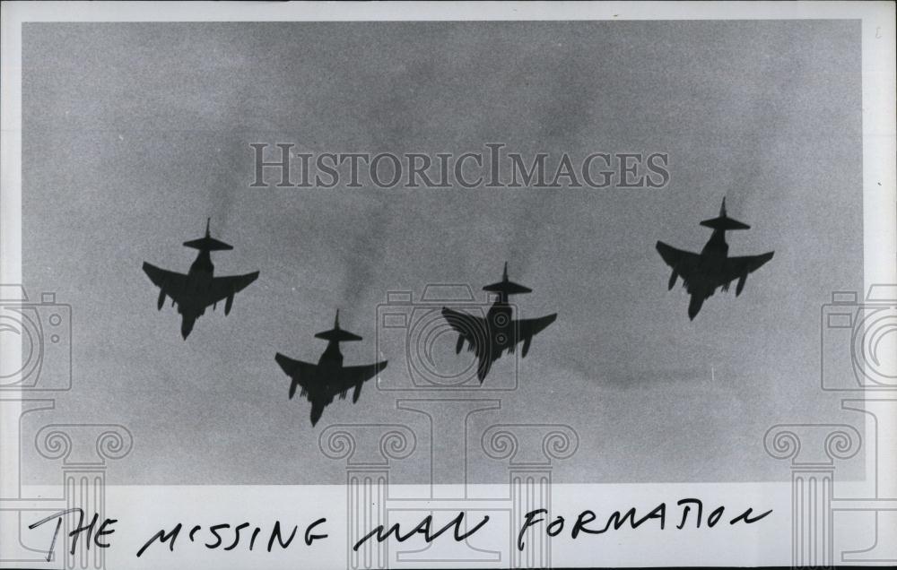 1979 Press Photo Jets doing the Missing Man Formation - RSL96253 - Historic Images