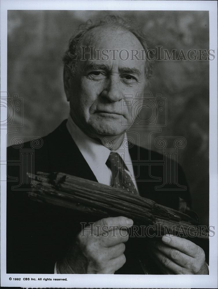 1992 Press Photo Darren McGavin stars on &quot;Miracles and Other Wonders&quot; - Historic Images