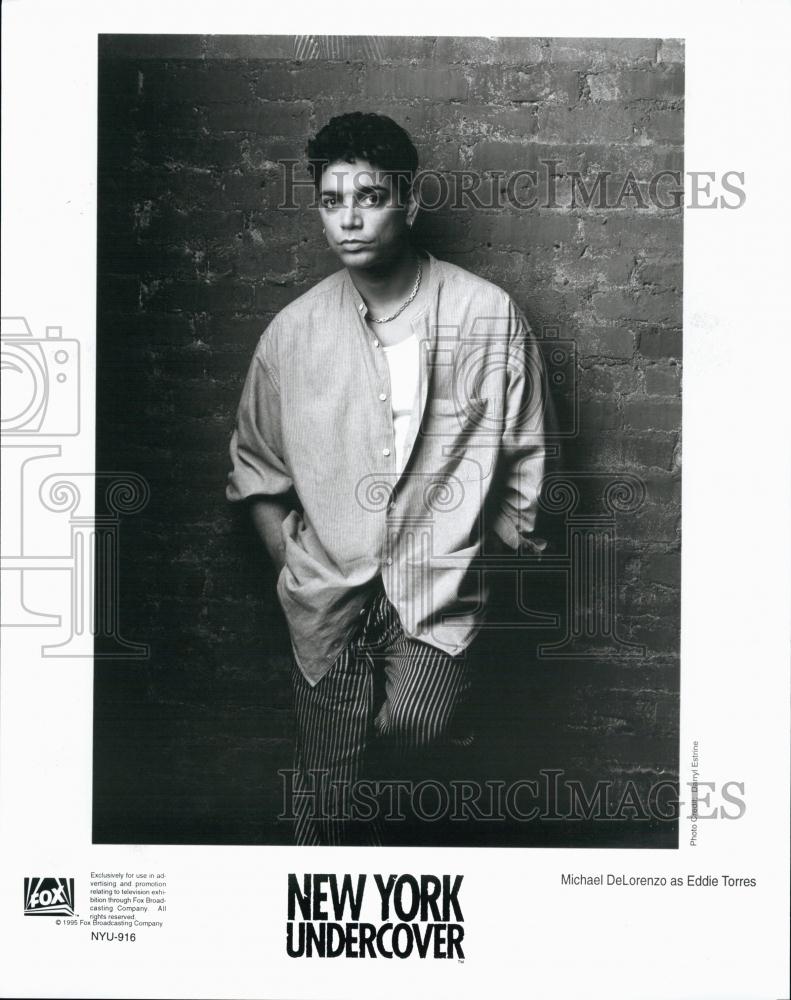 1996 Press Photo Michael DeLorenzo As Eddie Torres On &quot;New York Undercover&quot; - Historic Images