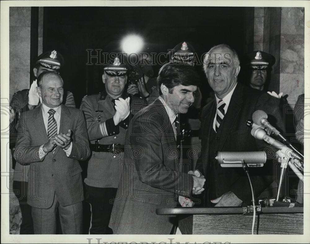 Press Photo Gov Michael Dukakis Congratulating commissioner Frank Trabucco - Historic Images