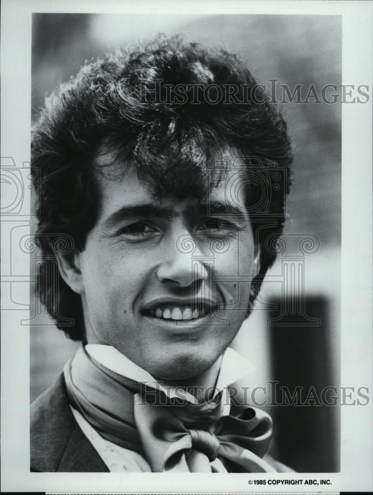 1985 Press Photo Actor Lewis Smith Stars In "North And South" - RSL43107 - Historic Images