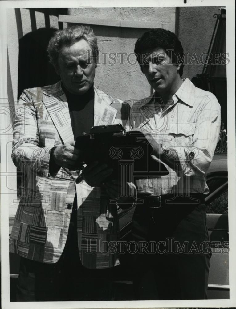 1975 Press Photo Actors Van Johnson and Bert Convy - RSL46001 - Historic Images