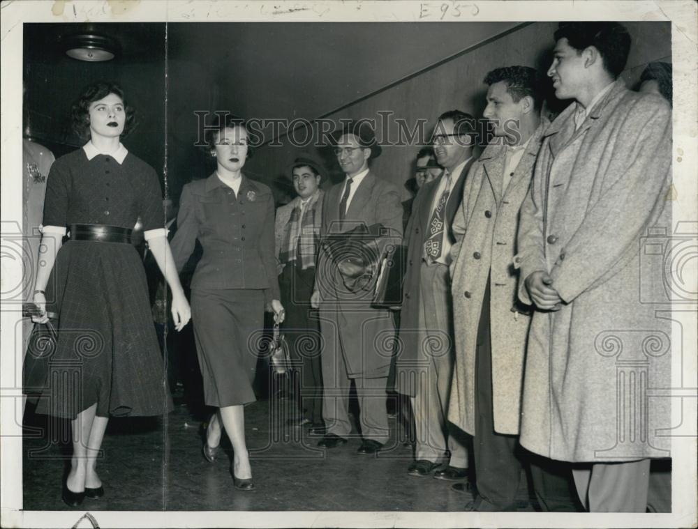 1953 Press Photo General Sessions Court Pat Ward Betty Barnwell Vice Trial - Historic Images