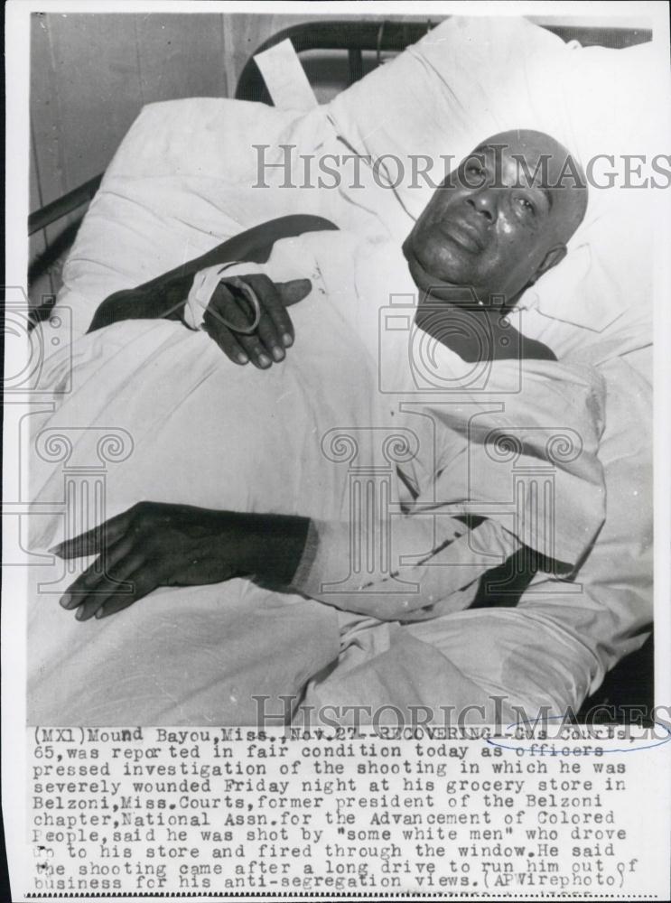 1955 Press Photo Gus Courts Fair Condition After Shooting Grocery Store - Historic Images