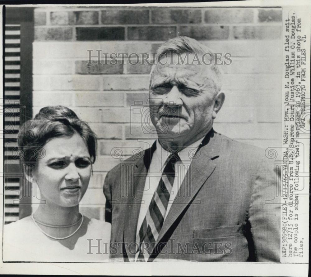 1965 Press Photo Mrs Joan Files For Divorce From Supreme Court Judge William - Historic Images