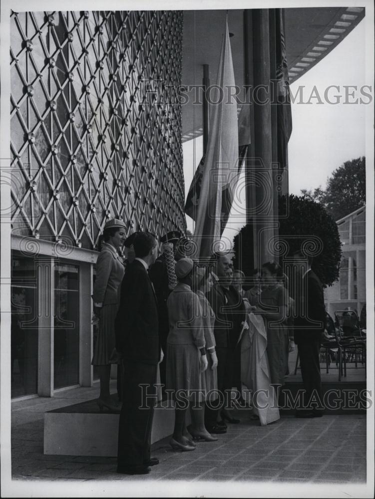 1958 Press Photo Brussels Worlds Fair Massachusetts Day Ceremonies Ruth Ley - Historic Images