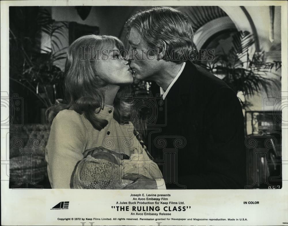 1972 Press Photo "The Eunning Class" Starring Caroline Seymour and Peter O'Toole - Historic Images