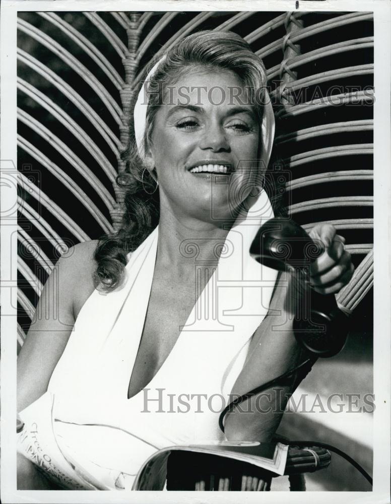 1974 Press Photo Dyan Cannon stars in &quot;The Virginia Hill Story&quot; - RSL61475 - Historic Images