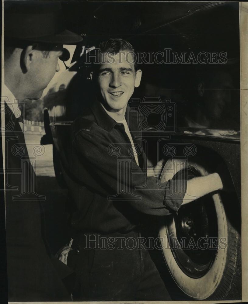 1961 Press Photo Joseph McAdams Victim Of Three Loan Shark Attacks - RSL46207 - Historic Images