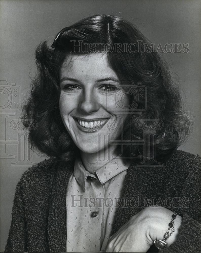 1981 Press Photo Mimi Kennedy in &quot;The Two of Us&quot; - RSL92977 - Historic Images