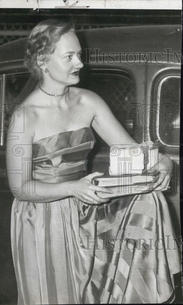 1954 Press Photo Singer Ruth Conant - RSL01653 - Historic Images