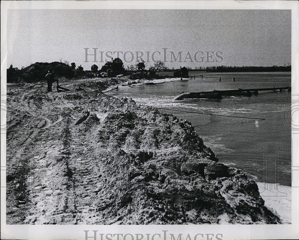 1965 Press Photo Venetial Isles Lakeshore water Beachfront - RSL97017 - Historic Images