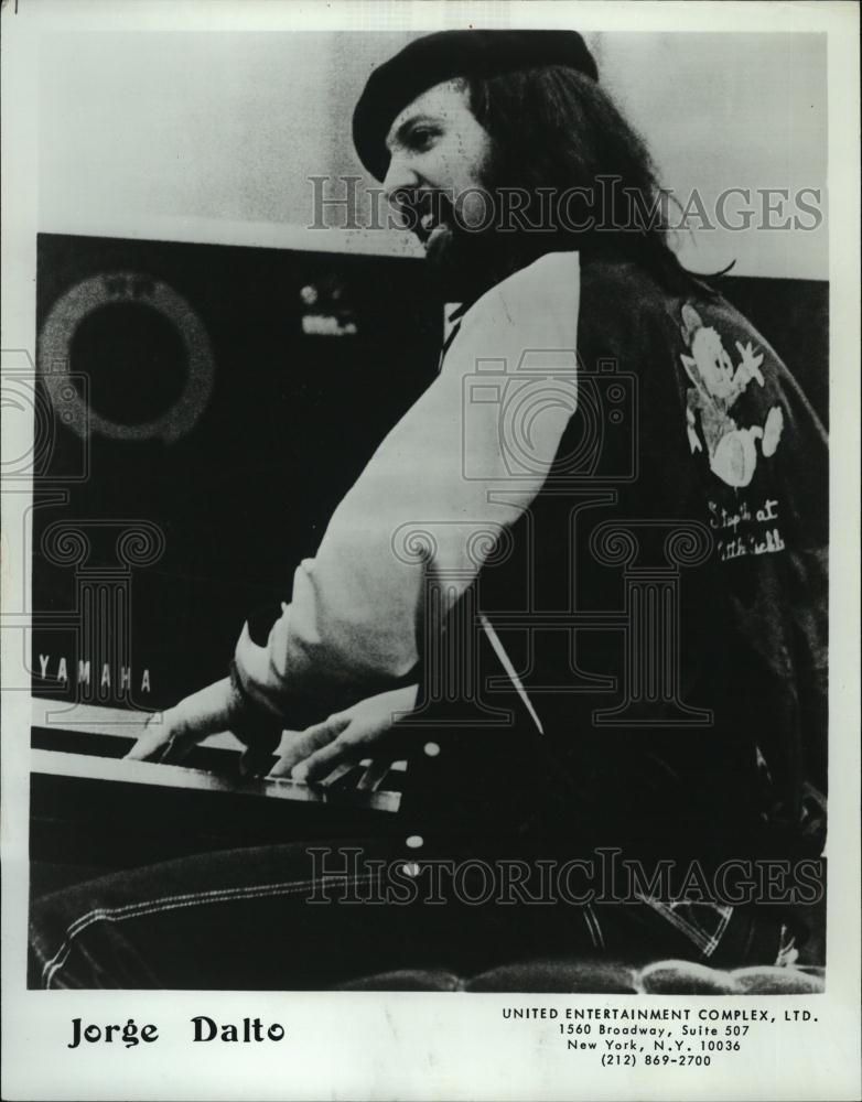 Press Photo Jorge Dalto Musician Entertainer recording artist - RSL44745 - Historic Images