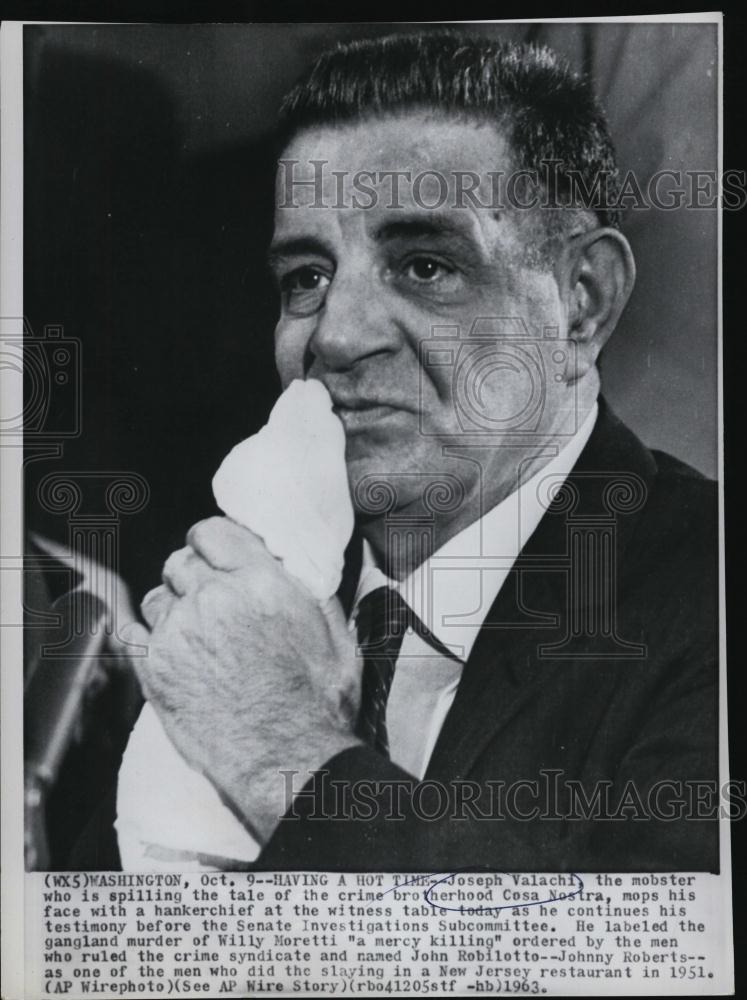 1963 Press Photo Mobster Joseph Valachi Testifying Senate Hearings - RSL46251 - Historic Images