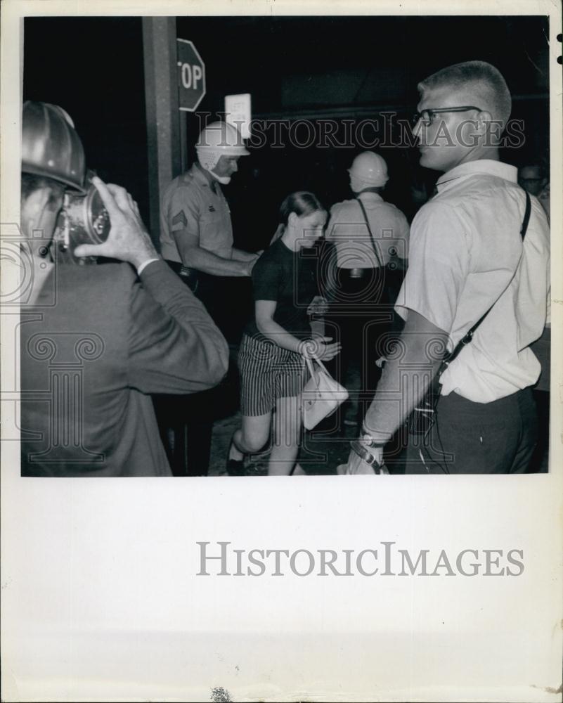 1967 Press Photo Riots in Tampa - RSL65881 - Historic Images