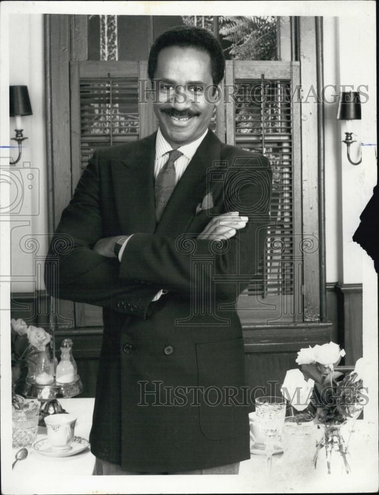 1986 Press Photo Actor Tim Reid Starring In CBS TV Series &quot;Frank&#39;s Place&quot; - Historic Images