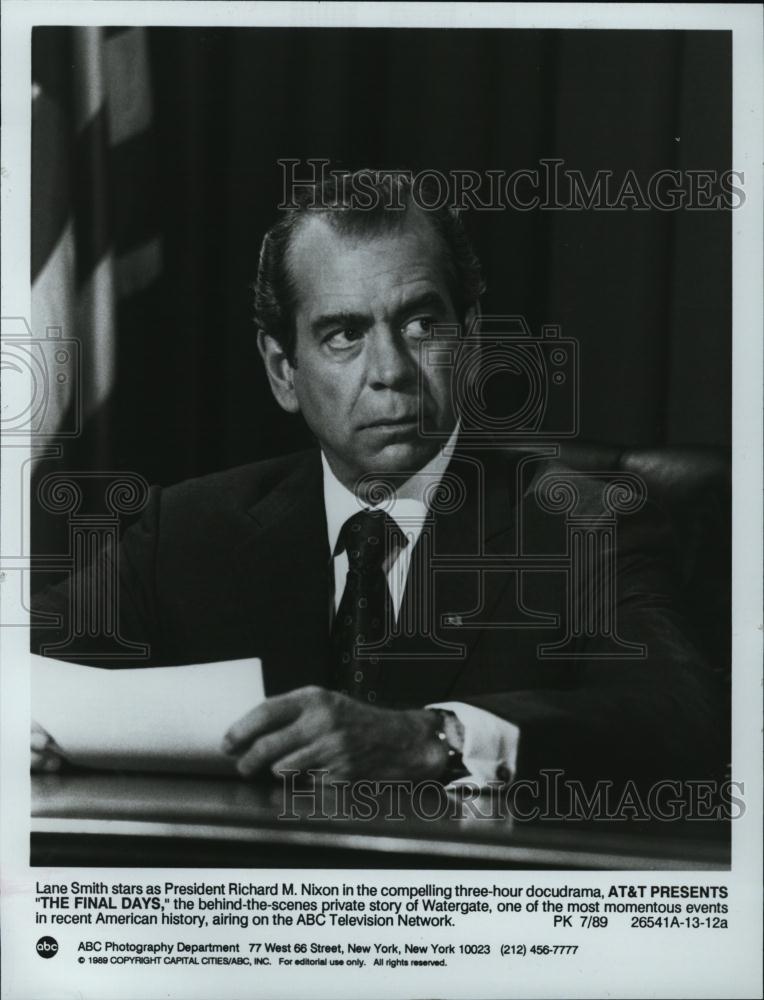 1989 Press Photo Lane Smith Stars As President Nixon In "The Final Days" - Historic Images