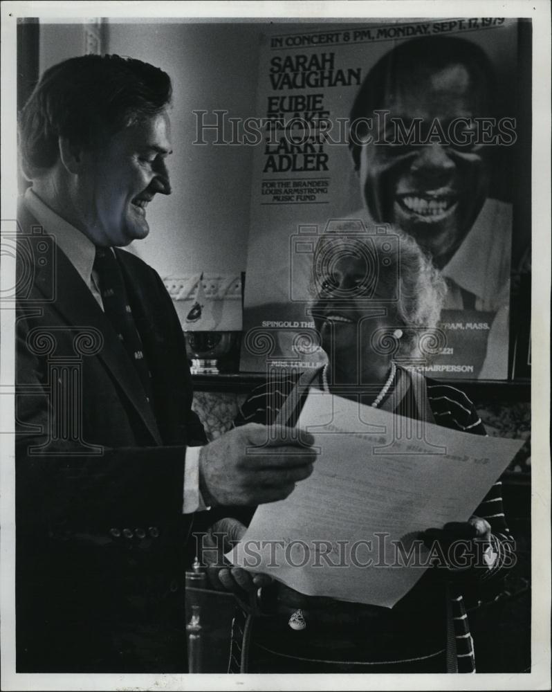 1979 Press Photo Governor Edward King, Mrs Lillie Armstrong - RSL47467 - Historic Images