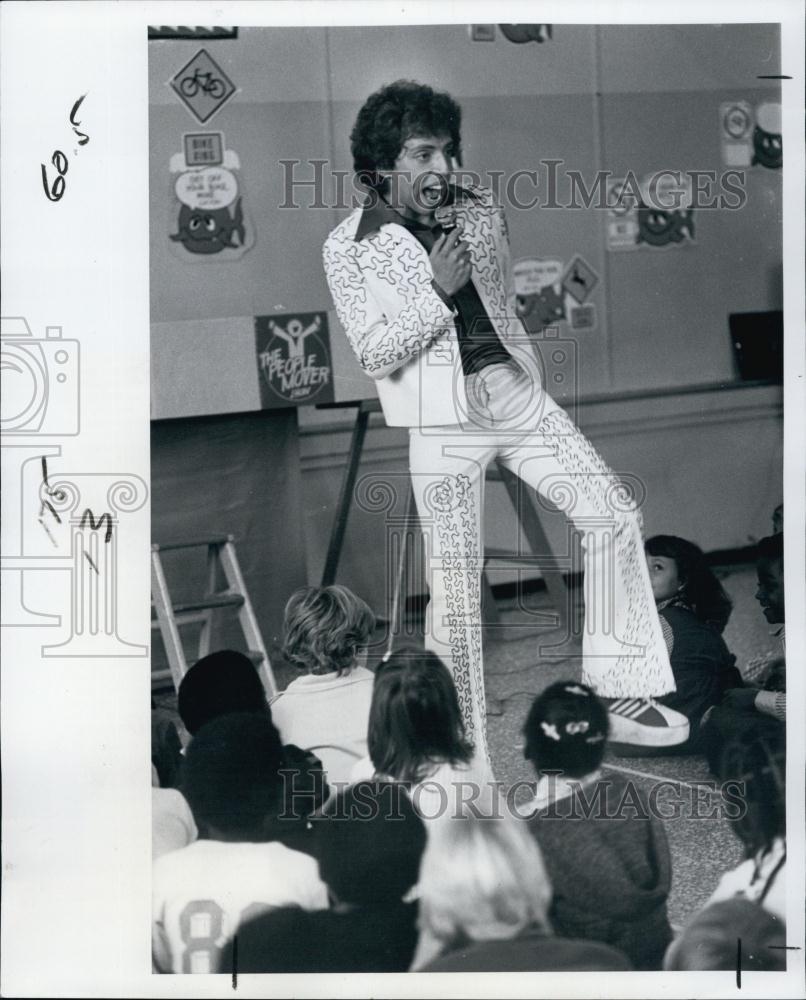 1978 Press Photo Chris Carey People Mover Entertainer - RSL63427 - Historic Images