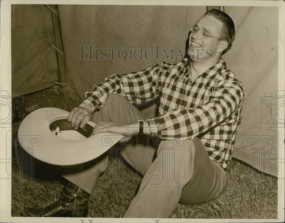 1939 Press Photo Elliott Roosevelt, son of Pres Roosevelt at Dutch Branch Ranc - Historic Images