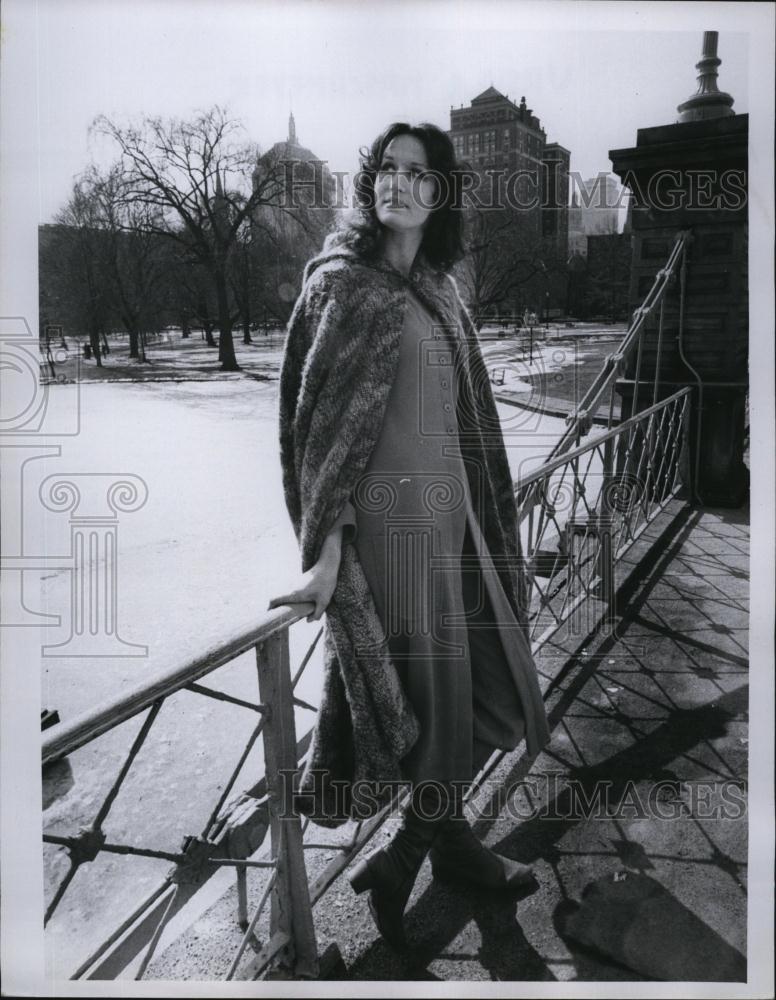 1971 Press Photo Broadway Actress Ursula Maschmeyer - RSL79555 - Historic Images