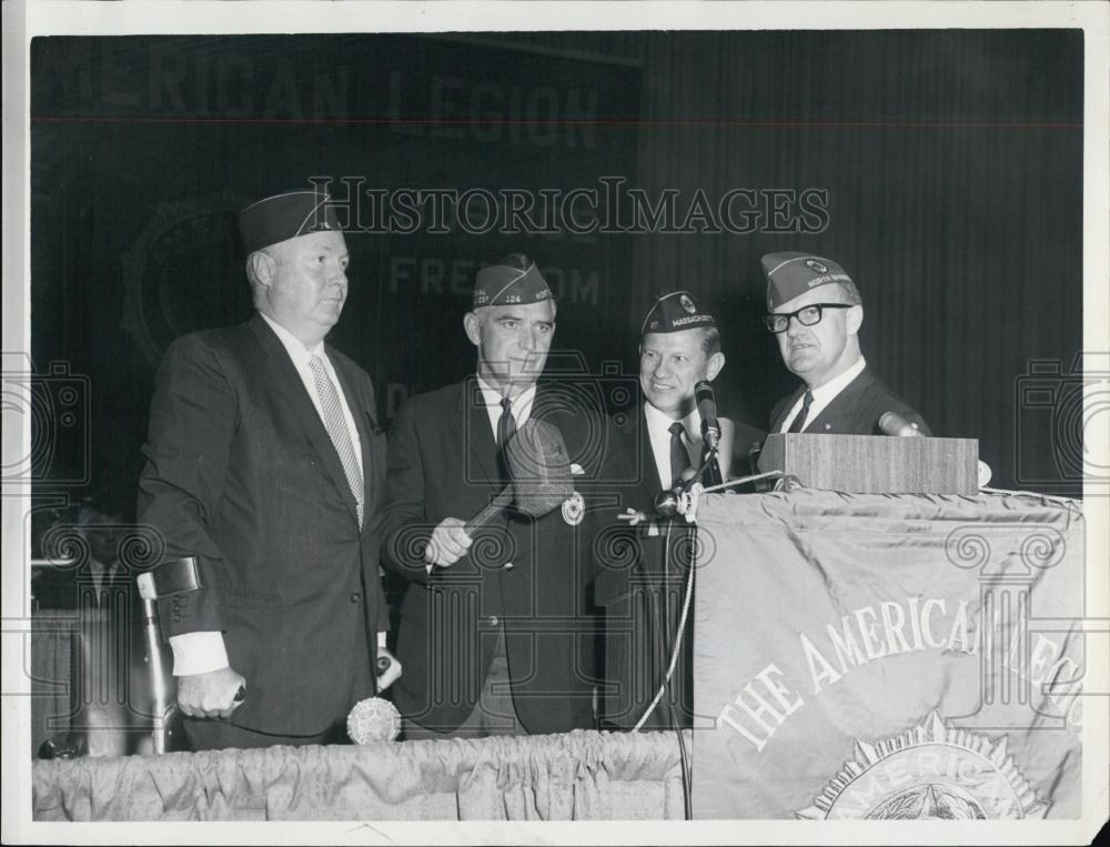 1967 Press Photo Mayor John Collins, Nat'l Com John Davis, Gov Volpe - Historic Images