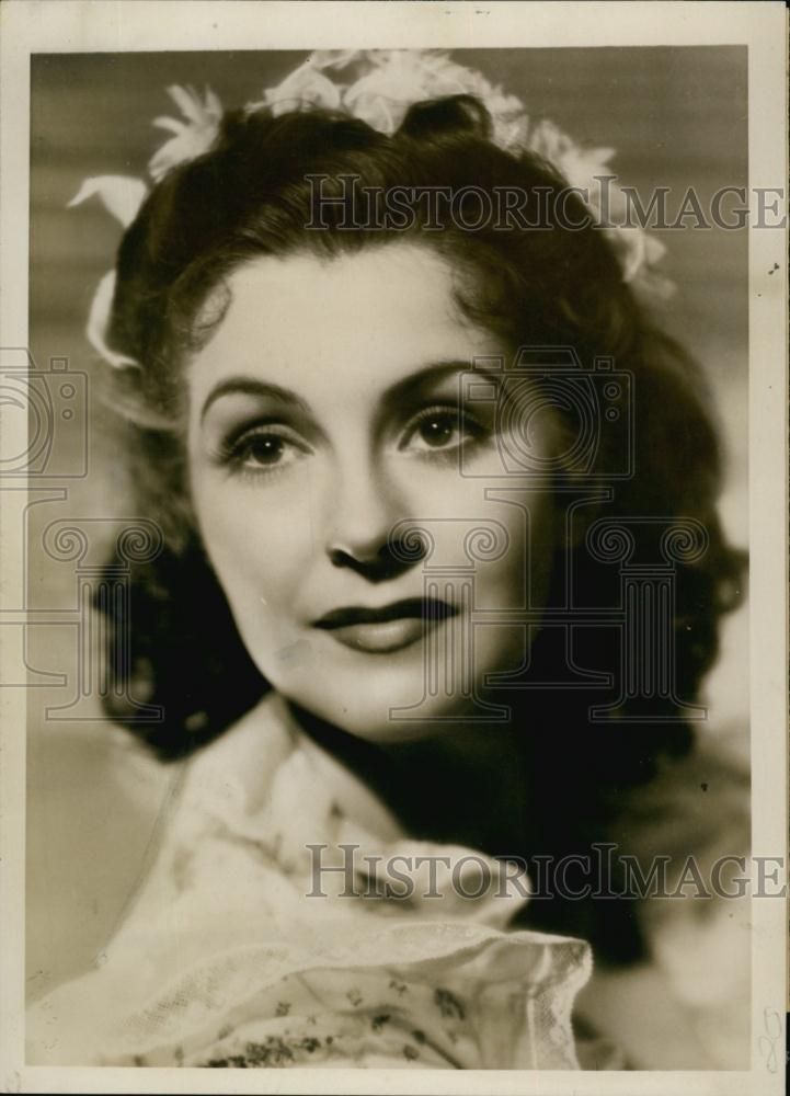 1940 Press Photo Actress Nancy Kelly After Engagement To Fiancee - RSL59693 - Historic Images