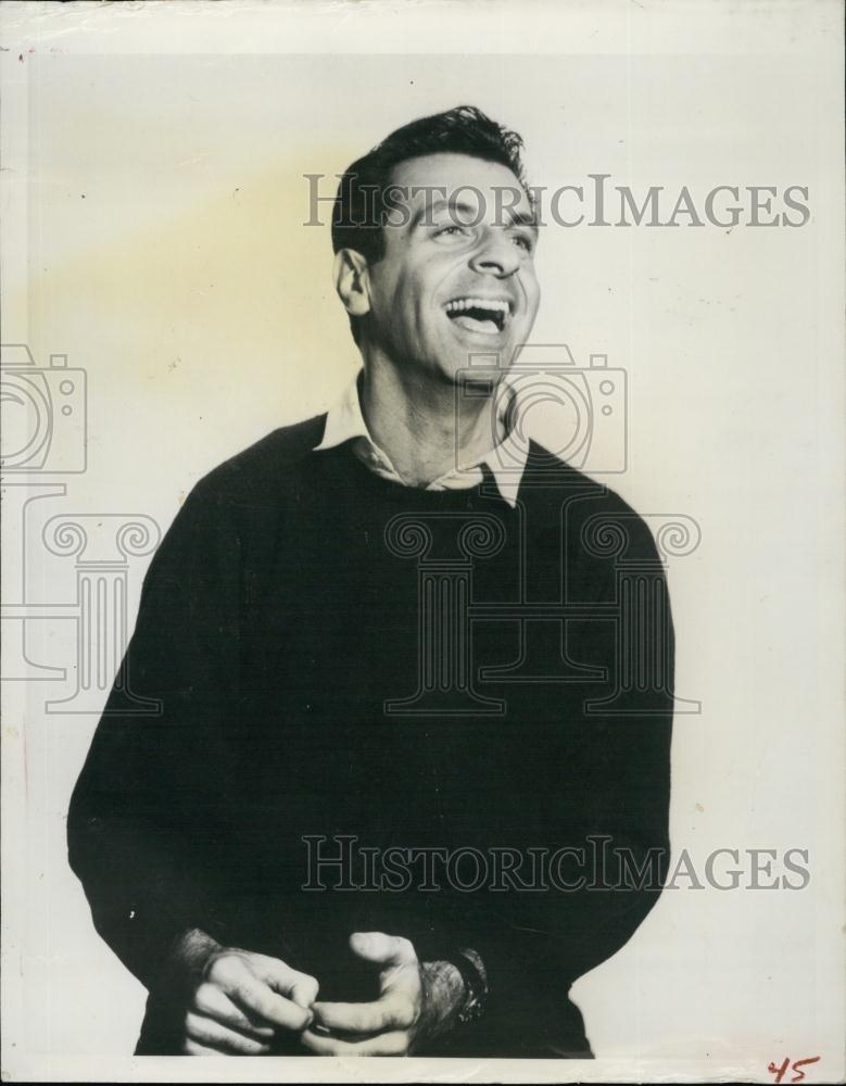 1960 Press Photo Comedian Mort Sahl - RSL65467 - Historic Images