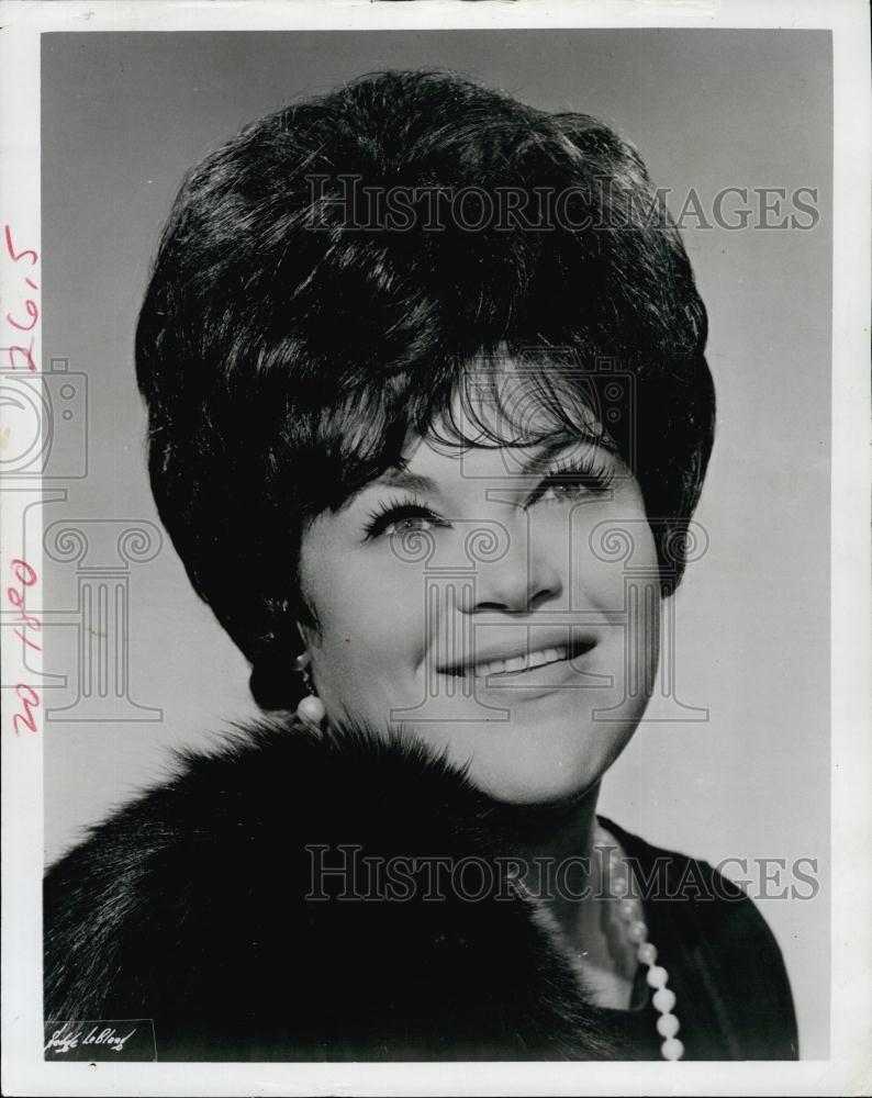 1969 Press Photo Soprano Elinor Ross - RSL59139 - Historic Images