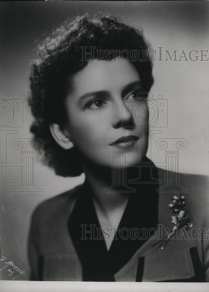 1952 Press Photo Nell Tangeman, Mezzo Soprano - RSL82683 - Historic Images