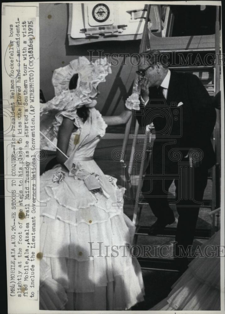 1975 Press Photo Vice President Nelson Rockerfeller at Convention - RSL80085 - Historic Images