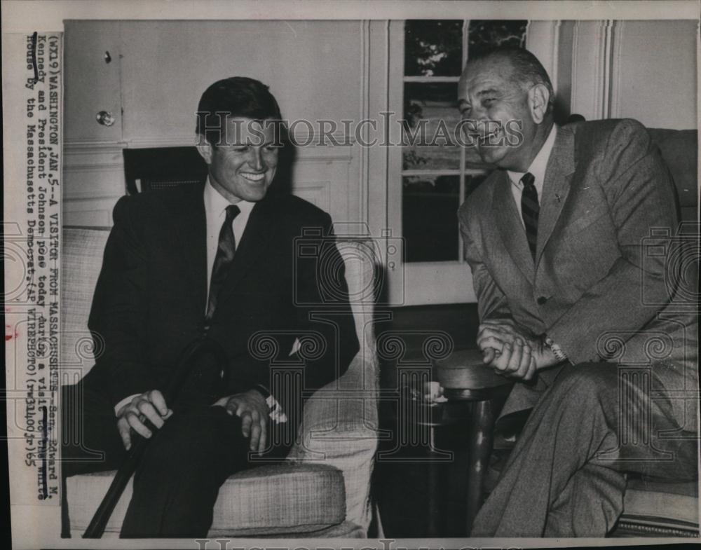 1965 Press Photo SenEdward MKennedy and PresJohnson at the White House - Historic Images