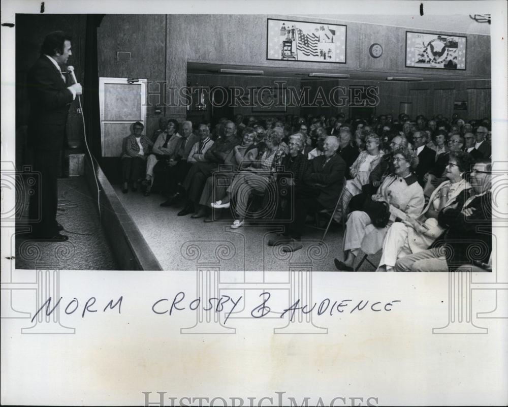 1978 Press Photo Comedian Norm Crosby on stage in Florida - RSL96373 - Historic Images