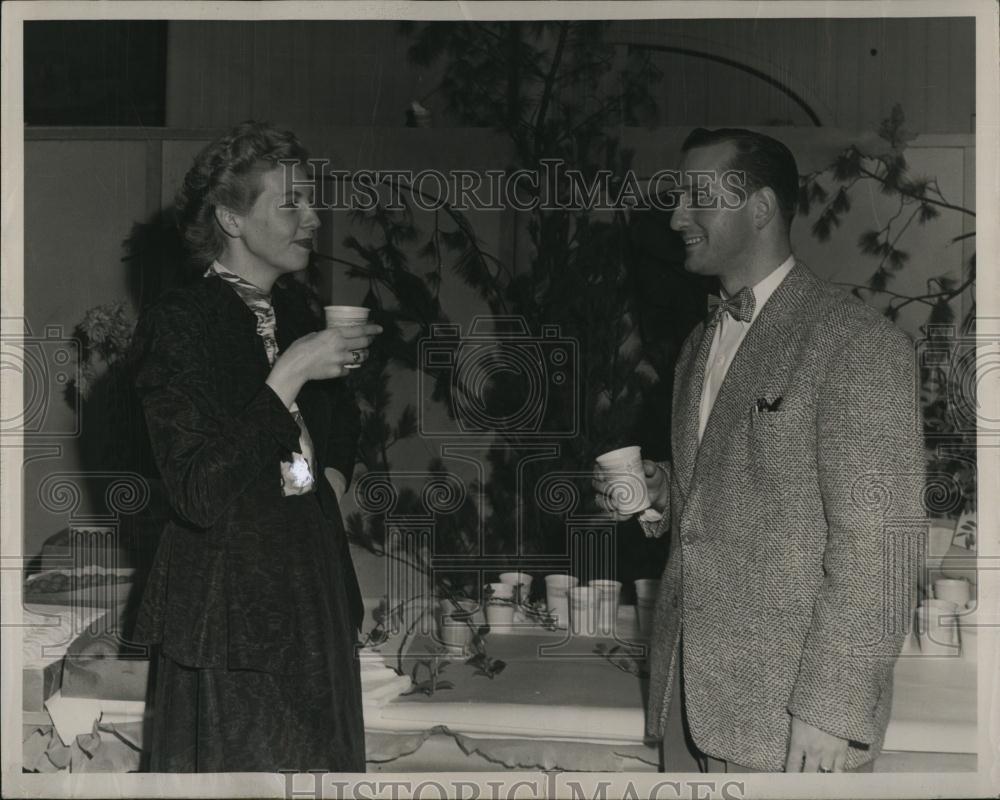 1949 Press Photo Mabel Colcord Bradley D'Entremont students Vesper George School - Historic Images