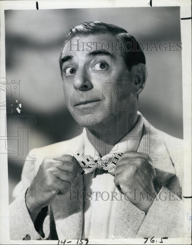 1954 Press Photo Eddie Cantor, American Comedian/singer in Thank you Lucky Star - Historic Images