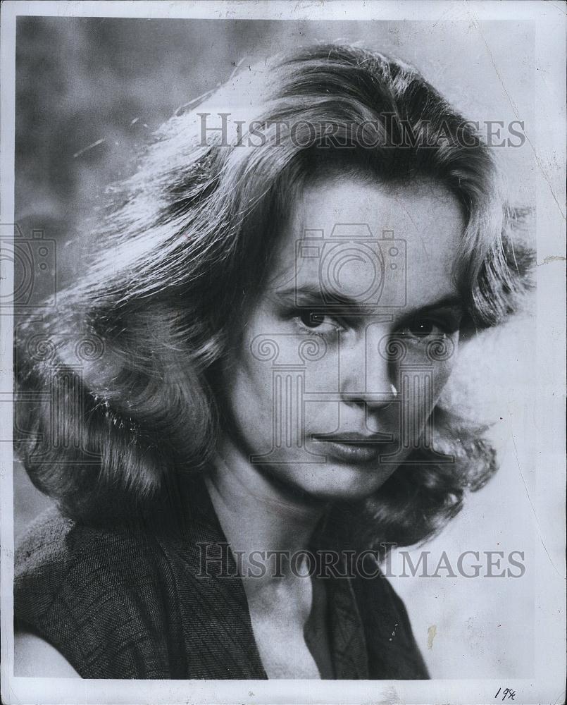 1967 Press Photo Sandy Dennis stars in &quot;How The Other Half Loves&quot; - RSL81443 - Historic Images