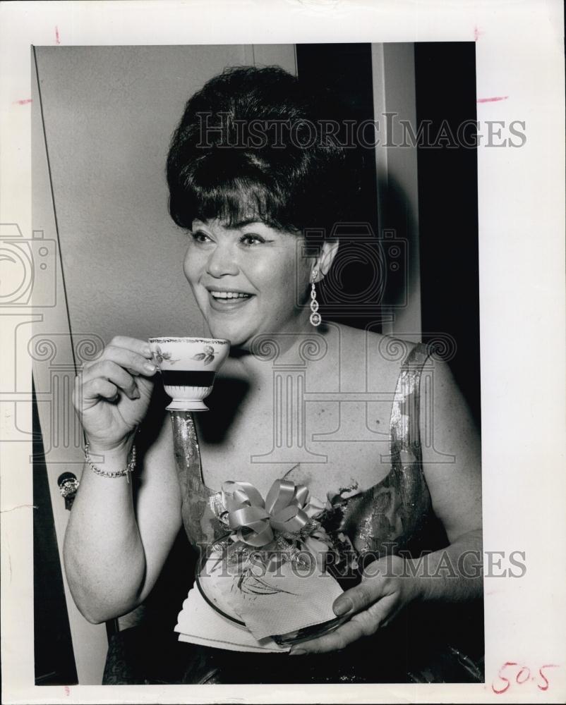 1965 Press Photo Soprano Elinor Ross - RSL59145 - Historic Images