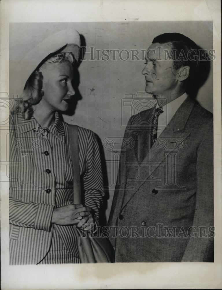 1947 Press Photo Sugar heir John D Spreckles III &amp; wife Lou Dell - RSL45821 - Historic Images