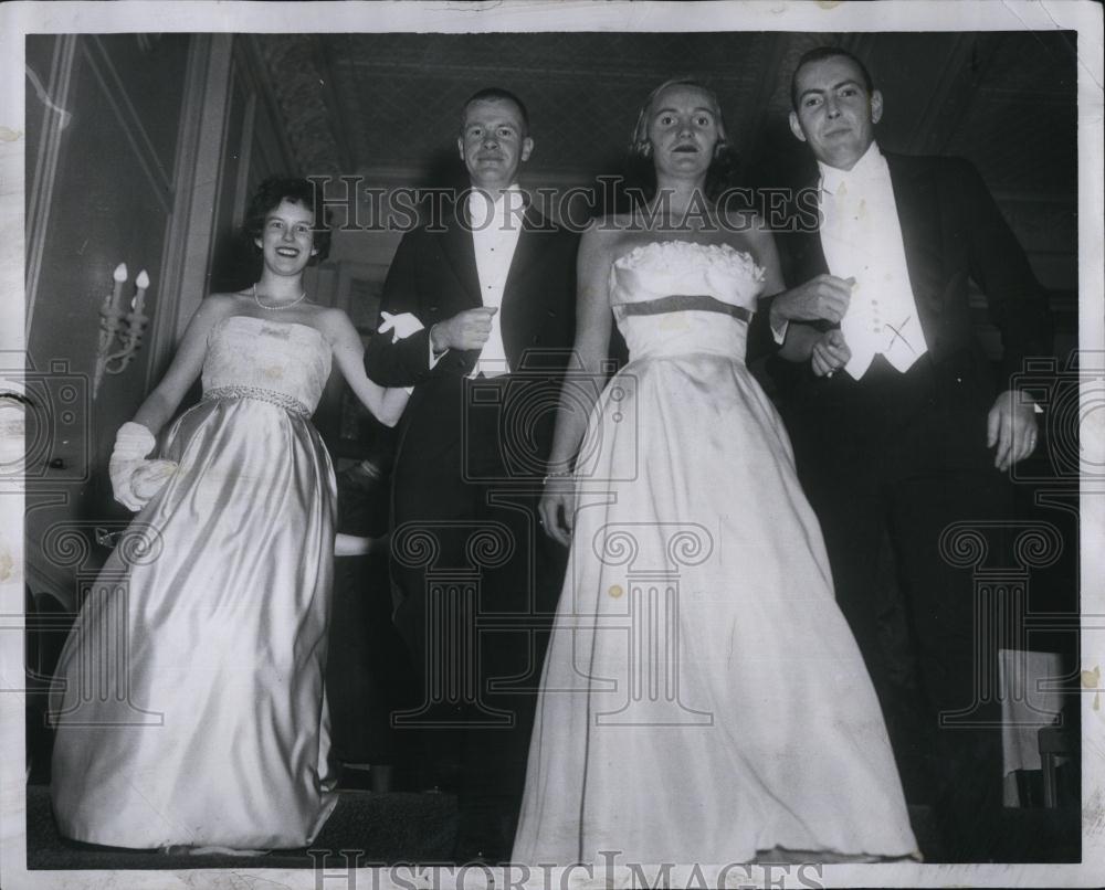 1958 Press Photo Mr &amp; Mrs Edwin Bacon &amp; Mr &amp; Mrs Lou Kane - RSL87131 - Historic Images
